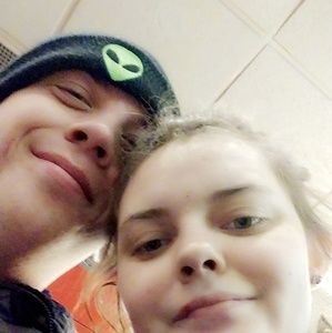 Meet your Posher, Felicity